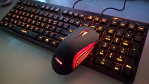 I-ROCKS IM6 WiRED USB RGB GAMiNG MoUSE BLACK WINGs BATTLE 14